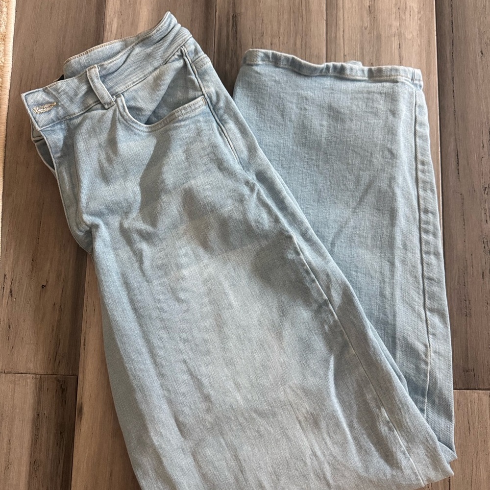 Like new FITJEANS light blue wash